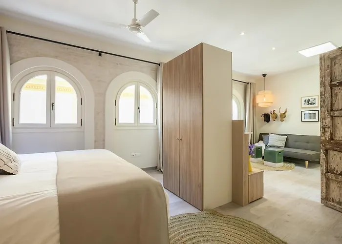 Tomas Ibarra Pool & Luxury Apartament *